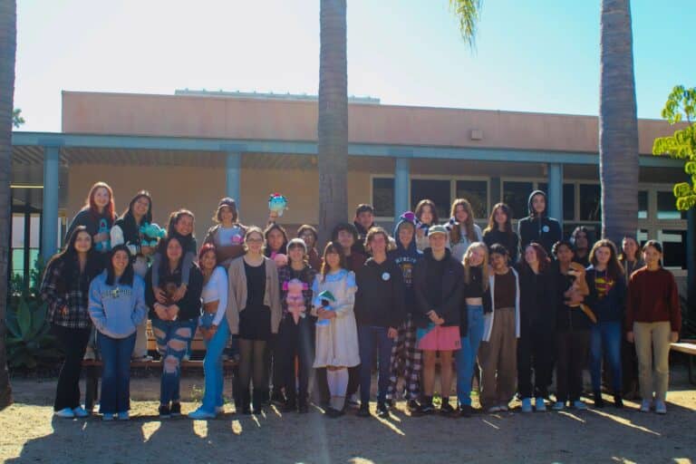 SBEF Student Grant Recipients DPHS-journalism-class-photo-founding-staff